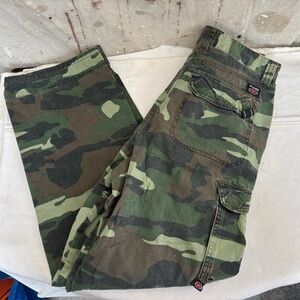 Vintage Y2K 2000s Plugg Baggy Wide Leg Camo Army Cargo Pants Jeans
